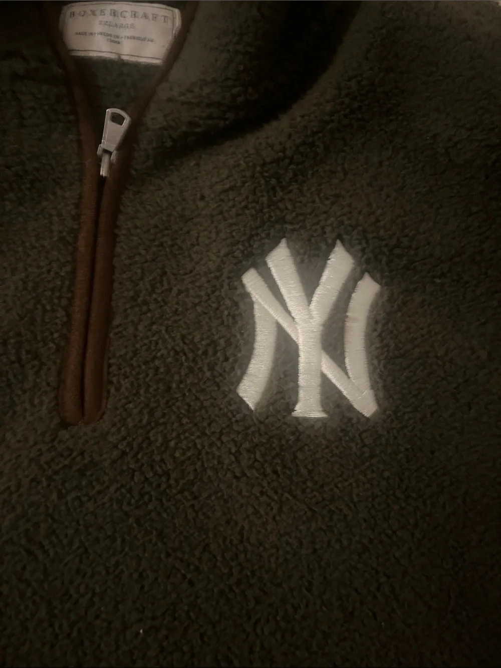New York Yankees Dark Green Quarter-Zip Sweatshirt